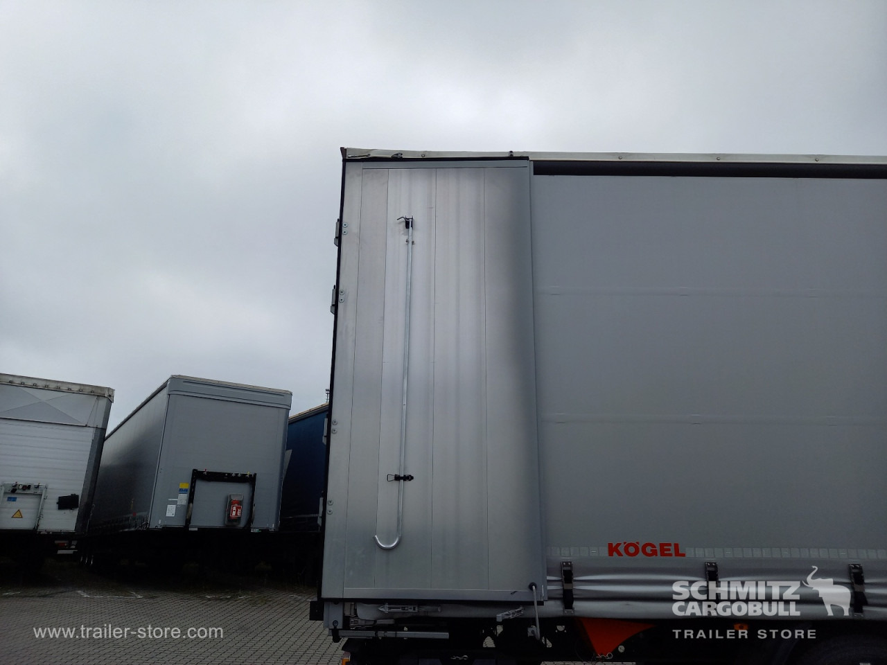 KOEGEL Auflieger Curtainsider Coil - Semi-reboque de lona: foto 4 KOEGEL Auflieger Curtainsider Coil - Semi-reboque de lona: foto 4