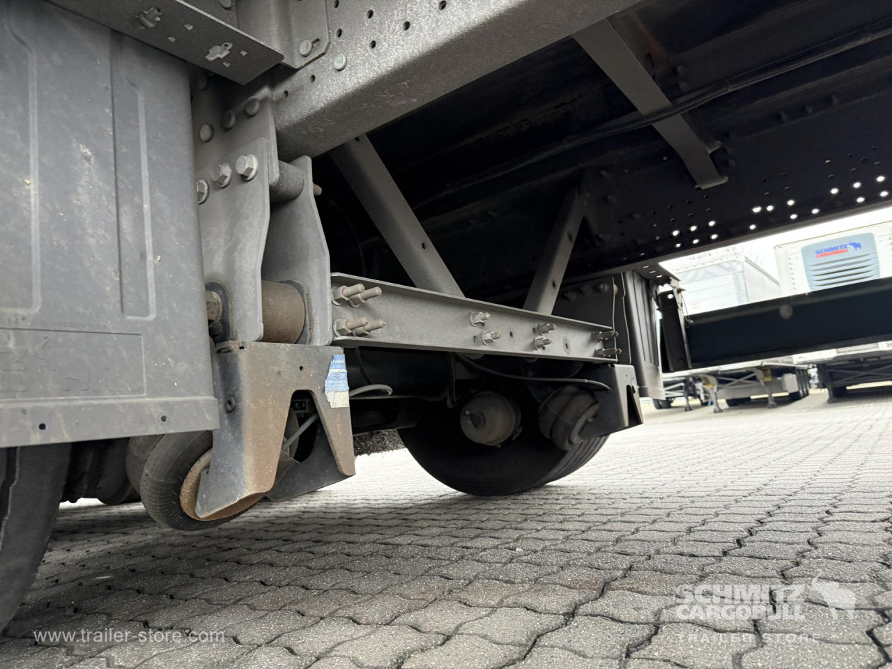 SCHMITZ Auflieger Curtainsider Mega - Semi-reboque de lona: foto 2 SCHMITZ Auflieger Curtainsider Mega - Semi-reboque de lona: foto 2