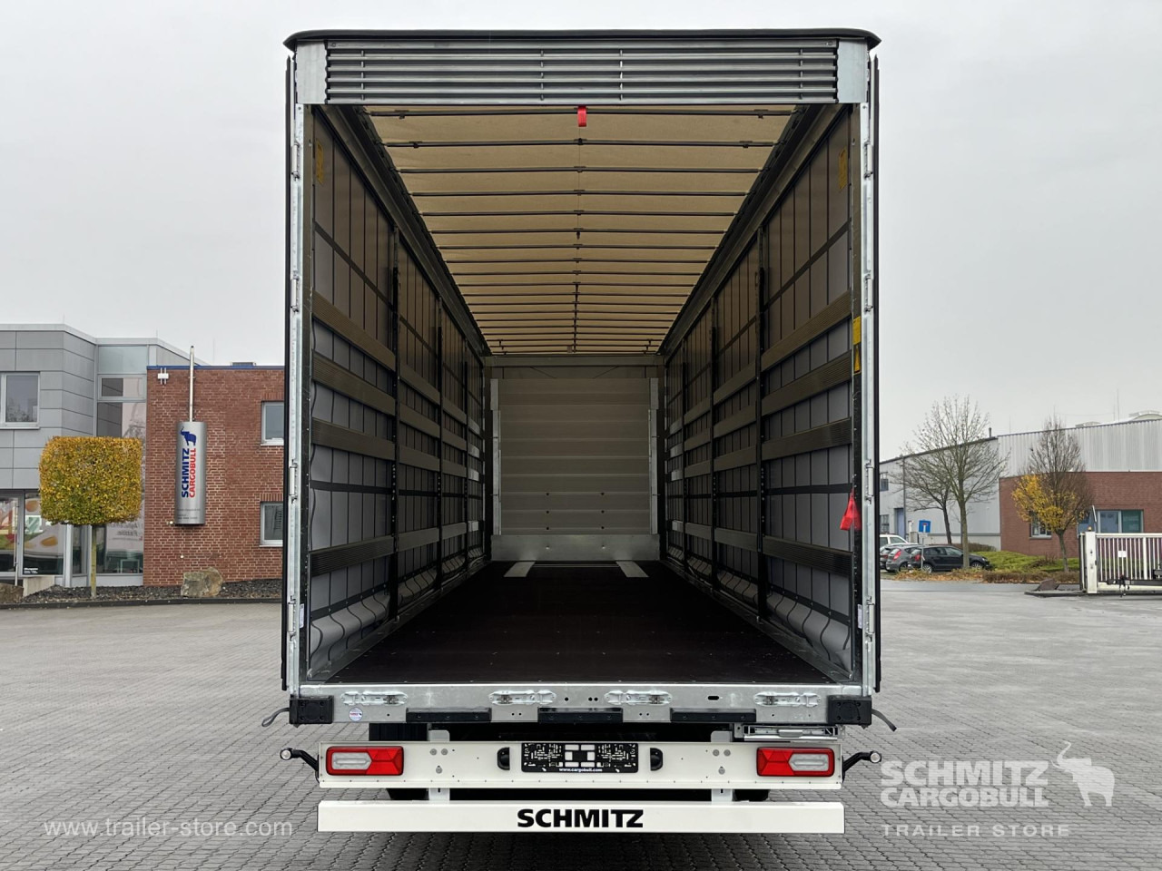 SCHMITZ Auflieger Curtainsider Mega - Semi-reboque de lona: foto 5 SCHMITZ Auflieger Curtainsider Mega - Semi-reboque de lona: foto 5