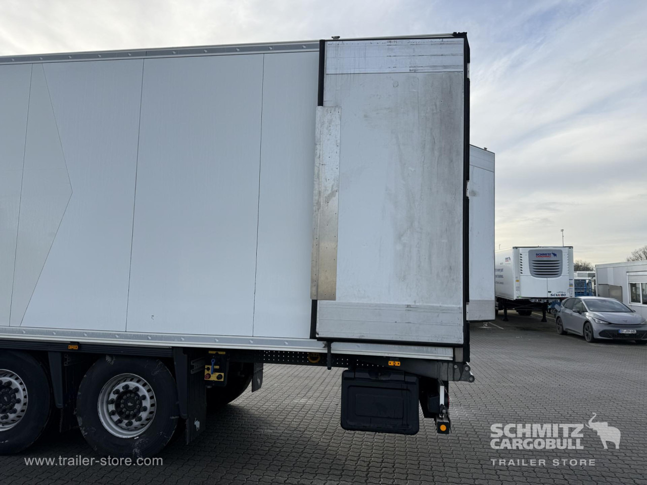 SCHMITZ Auflieger Tiefkühler Multitemp Double deck - Semi-reboque isotérmico: foto 2 SCHMITZ Auflieger Tiefkühler Multitemp Double deck - Semi-reboque isotérmico: foto 2