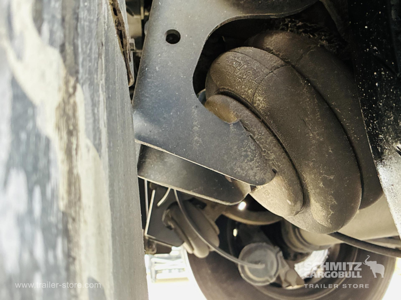 SCHMITZ Auflieger Tiefkühler Multitemp Double deck - Semi-reboque isotérmico: foto 2 SCHMITZ Auflieger Tiefkühler Multitemp Double deck - Semi-reboque isotérmico: foto 2