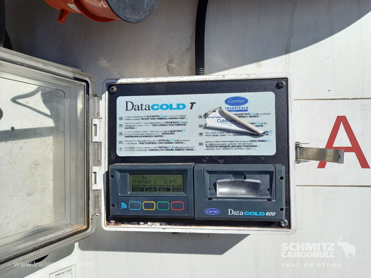 SCHMITZ Auflieger Tiefkühler Standard - Semi-reboque isotérmico: foto 2 SCHMITZ Auflieger Tiefkühler Standard - Semi-reboque isotérmico: foto 2