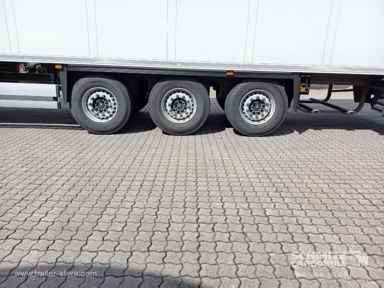 SCHMITZ Auflieger Tiefkühler Standard Double deck - Semi-reboque isotérmico: foto 2 SCHMITZ Auflieger Tiefkühler Standard Double deck - Semi-reboque isotérmico: foto 2