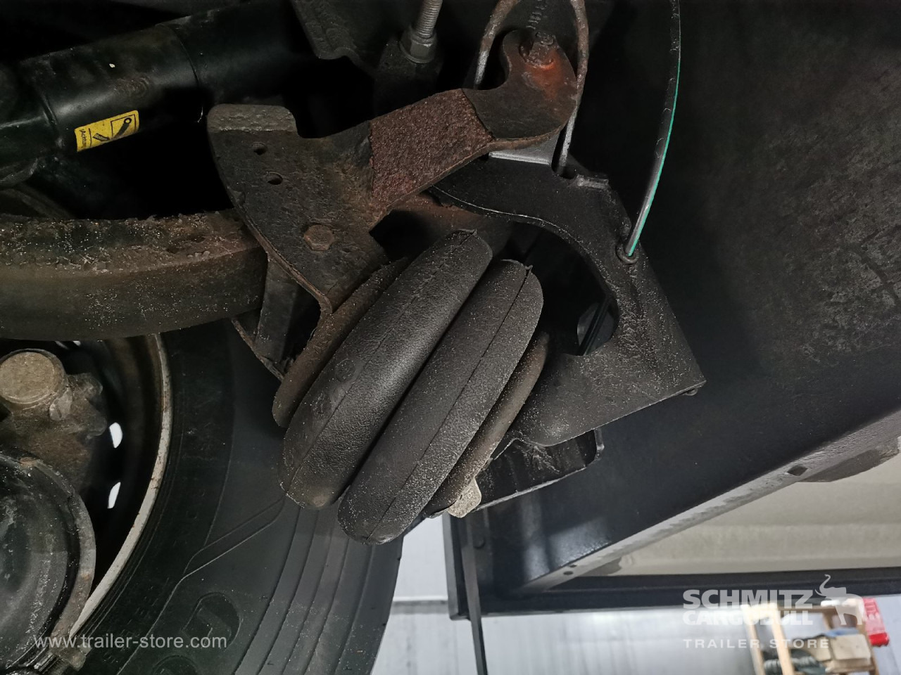 SCHMITZ Auflieger Tiefkühler Standard Double deck - Semi-reboque isotérmico: foto 3 SCHMITZ Auflieger Tiefkühler Standard Double deck - Semi-reboque isotérmico: foto 3