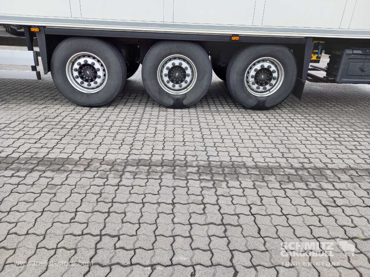 SCHMITZ Auflieger Tiefkühler Standard Double deck - Semi-reboque isotérmico: foto 5 SCHMITZ Auflieger Tiefkühler Standard Double deck - Semi-reboque isotérmico: foto 5