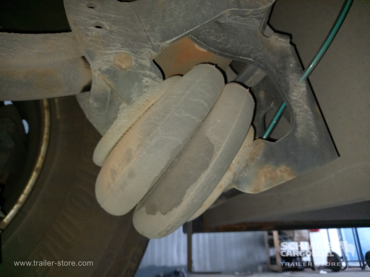 SCHMITZ Auflieger Tiefkühler Standard Double deck - Semi-reboque isotérmico: foto 3 SCHMITZ Auflieger Tiefkühler Standard Double deck - Semi-reboque isotérmico: foto 3