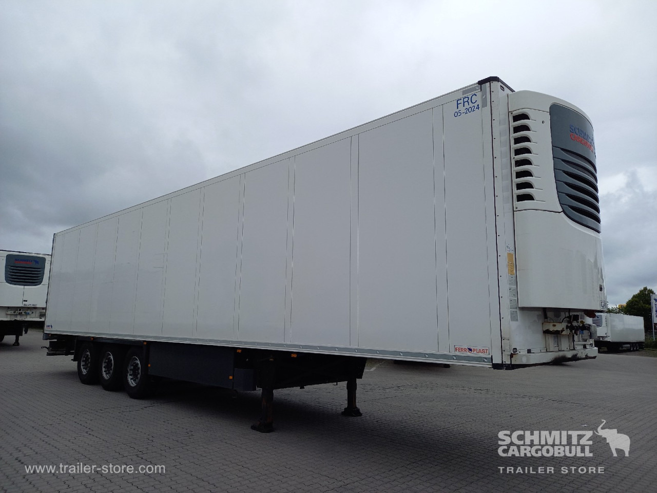 SCHMITZ Auflieger Tiefkühler Standard Double deck - Semi-reboque isotérmico: foto 1 SCHMITZ Auflieger Tiefkühler Standard Double deck - Semi-reboque isotérmico: foto 1