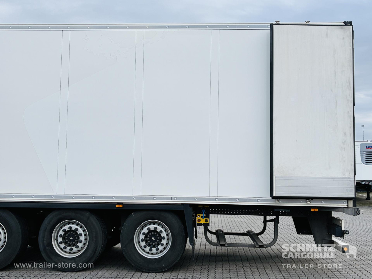 SCHMITZ Auflieger Tiefkühler Standard Double deck - Semi-reboque isotérmico: foto 4 SCHMITZ Auflieger Tiefkühler Standard Double deck - Semi-reboque isotérmico: foto 4