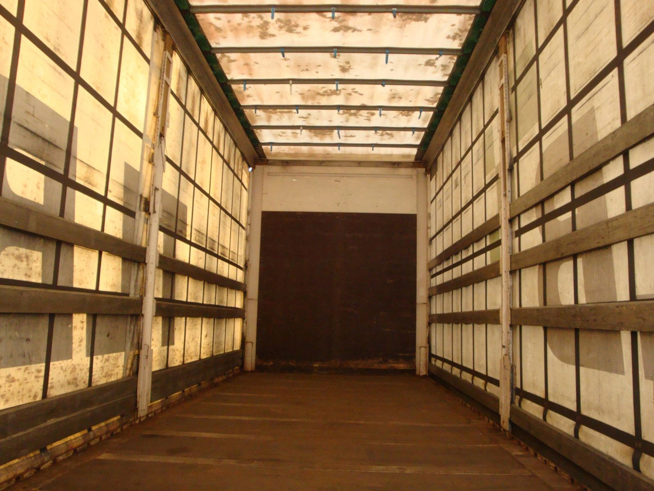 Krone ZZW 18 Jumbo Edscha Schiebeverdeck BDF 116 cbm - Reboque transportador de contêineres/ Caixa móvel: foto 5 Krone ZZW 18 Jumbo Edscha Schiebeverdeck BDF 116 cbm - Reboque transportador de contêineres/ Caixa móvel: foto 5