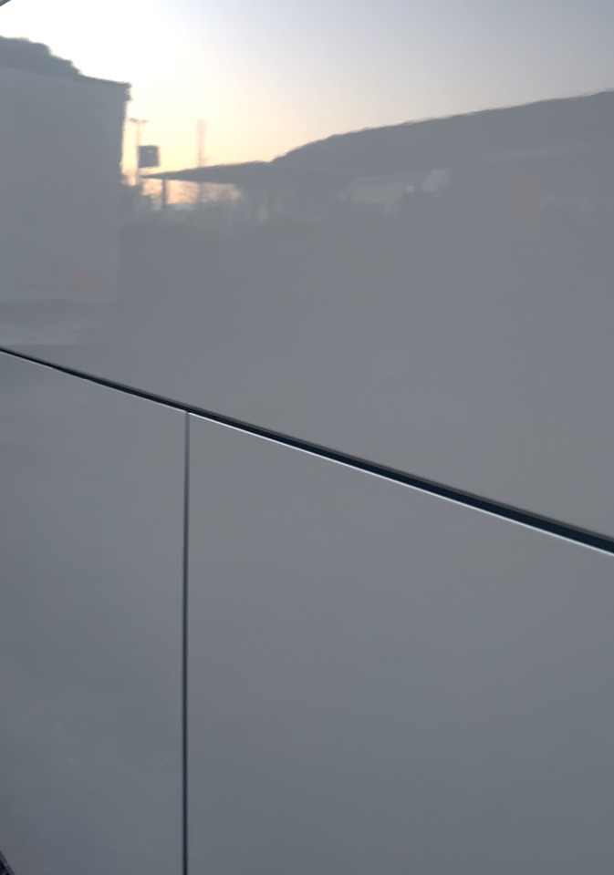 Iveco New Domino euro 5 (WC-KLIMA-57SEATS-NEW TYRES-ALCOA WHEELS) - Autocarro: foto 3 Iveco New Domino euro 5 (WC-KLIMA-57SEATS-NEW TYRES-ALCOA WHEELS) - Autocarro: foto 3