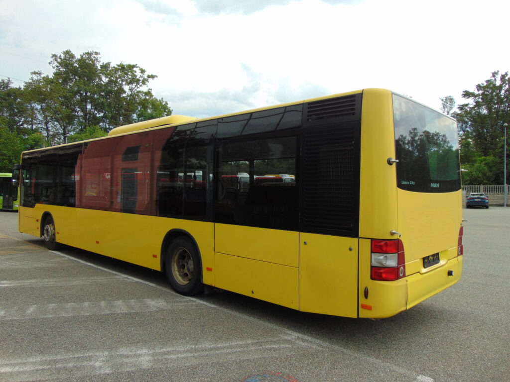 N.1 MAN LION’S CITY A37 LF – Anno 2012 - Ônibus urbano: foto 5 N.1 MAN LION’S CITY A37 LF – Anno 2012 - Ônibus urbano: foto 5