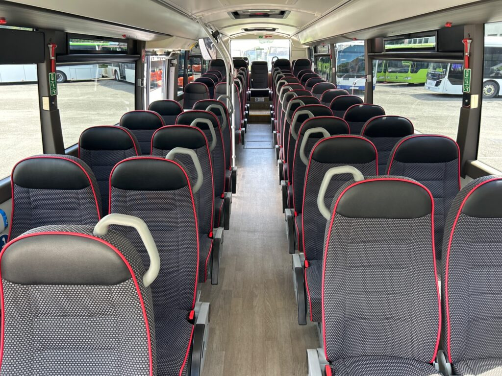 N.1 VOLVO MIDI SUNSUNDEGUI – Anno 2022 - Ônibus suburbano: foto 5 N.1 VOLVO MIDI SUNSUNDEGUI – Anno 2022 - Ônibus suburbano: foto 5