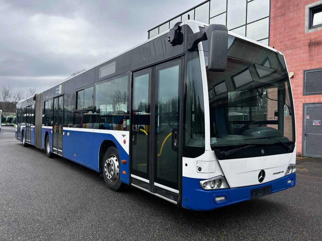 N.5 MERCEDES BENZ CONECTO G – Anno 2016 - Ônibus urbano: foto 1 N.5 MERCEDES BENZ CONECTO G – Anno 2016 - Ônibus urbano: foto 1