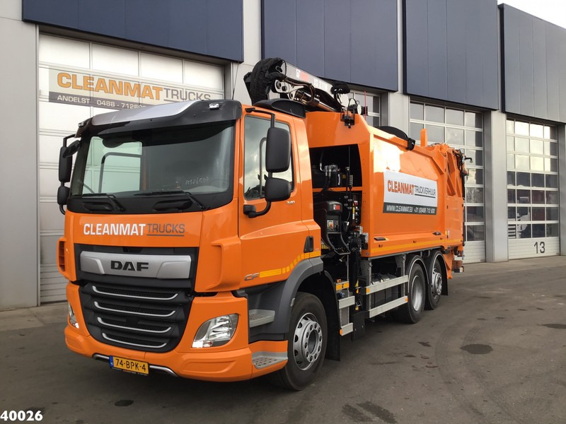 DAF FAN CF 340 Hiab 21 Tonmeter laadkraan - Caminhão de lixo: foto 2 DAF FAN CF 340 Hiab 21 Tonmeter laadkraan - Caminhão de lixo: foto 2