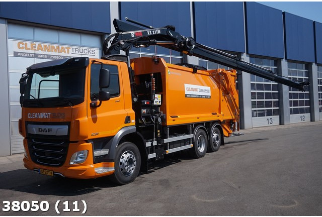 DAF FAN CF 340 Hiab 21 ton/meter laadkraan - Caminhão de lixo: foto 1 DAF FAN CF 340 Hiab 21 ton/meter laadkraan - Caminhão de lixo: foto 1