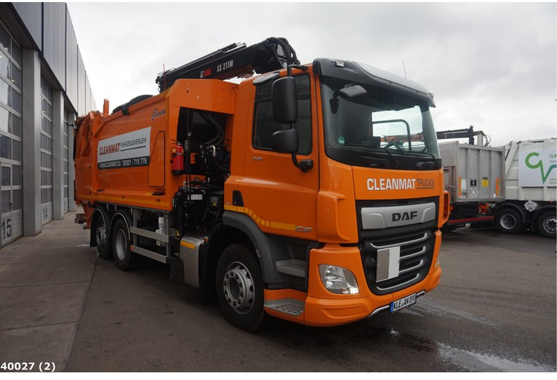 DAF FAN CF 340 Hiab 21 ton/meter laadkraan - Caminhão de lixo: foto 4 DAF FAN CF 340 Hiab 21 ton/meter laadkraan - Caminhão de lixo: foto 4