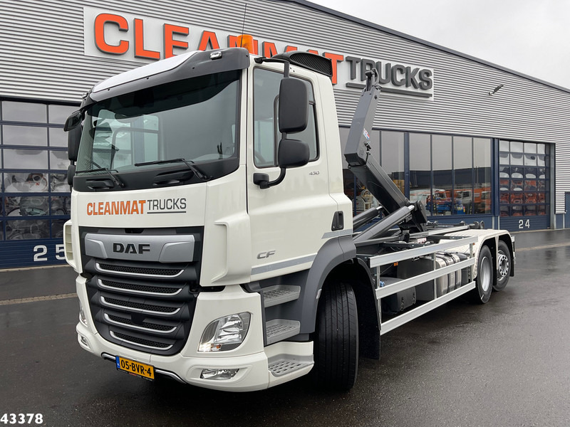 DAF FAN CF 430 VDL 21 Ton haakarmsysteem - Camião polibenne: foto 1 DAF FAN CF 430 VDL 21 Ton haakarmsysteem - Camião polibenne: foto 1