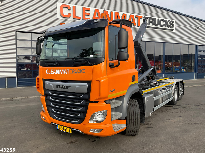 DAF FAN CF 430 VDL 21 Ton haakarmsysteem - Camião polibenne: foto 1 DAF FAN CF 430 VDL 21 Ton haakarmsysteem - Camião polibenne: foto 1