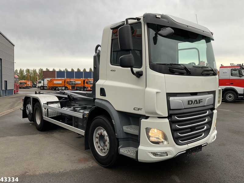 DAF FAN CF 450 Euro 6 ZF Intarder VDL 21 Ton haakarmsysteem - Camião polibenne: foto 3 DAF FAN CF 450 Euro 6 ZF Intarder VDL 21 Ton haakarmsysteem - Camião polibenne: foto 3