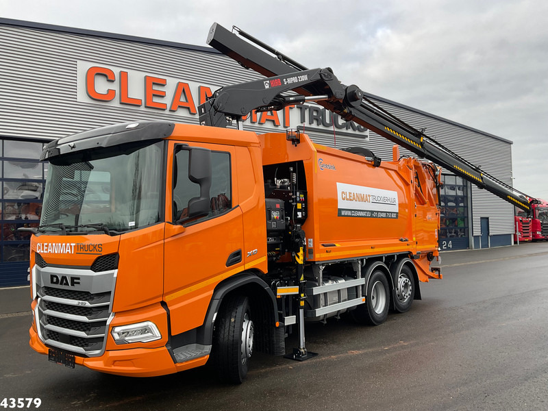 DAF FAN XD 340 Hiab 23 Tonmeter laadkraan - Caminhão de lixo: foto 1 DAF FAN XD 340 Hiab 23 Tonmeter laadkraan - Caminhão de lixo: foto 1