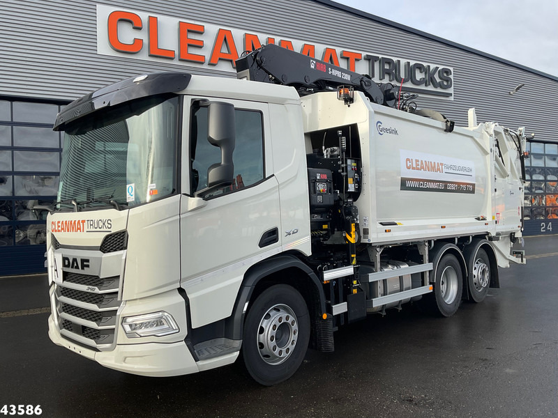 DAF FAN XD 340 Hiab 23 Tonmeter laadkraan - Caminhão de lixo: foto 2 DAF FAN XD 340 Hiab 23 Tonmeter laadkraan - Caminhão de lixo: foto 2