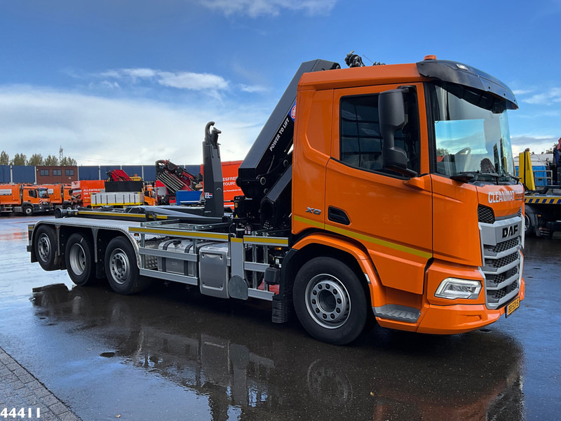 DAF FAQ XD 450 8x2 Euro 6 HMF 28 Tonmeter laadkraan - Camião polibenne, Camião grua: foto 3 DAF FAQ XD 450 8x2 Euro 6 HMF 28 Tonmeter laadkraan - Camião polibenne, Camião grua: foto 3