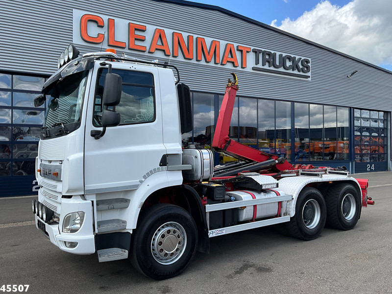 DAF FAT CF 530 Euro 6 Marrel 22 Ton haakarmsysteem - Camião polibenne: foto 1 DAF FAT CF 530 Euro 6 Marrel 22 Ton haakarmsysteem - Camião polibenne: foto 1