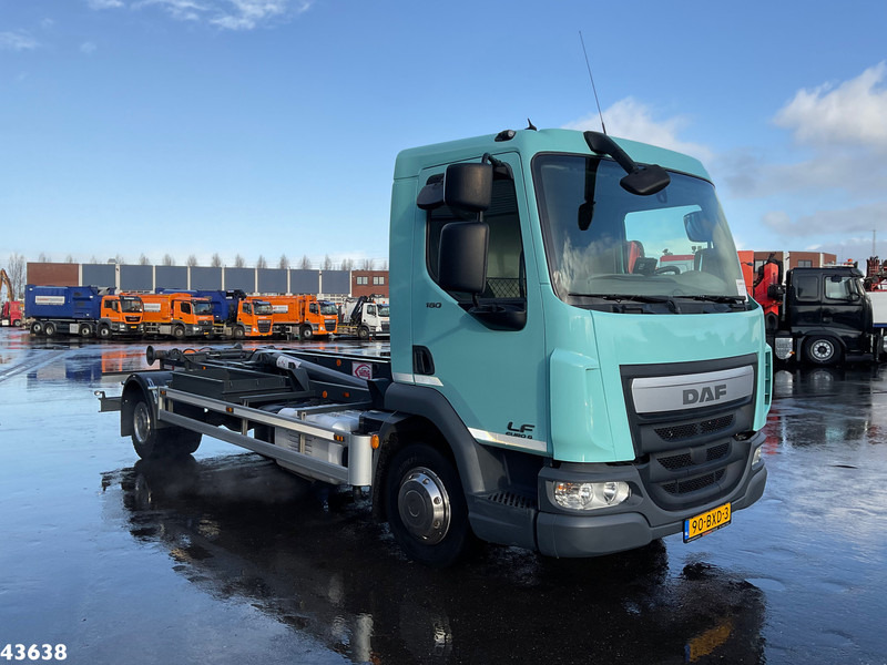 DAF LF 180 Euro 6 14 Ton haakarmsysteem - Camião polibenne: foto 5 DAF LF 180 Euro 6 14 Ton haakarmsysteem - Camião polibenne: foto 5