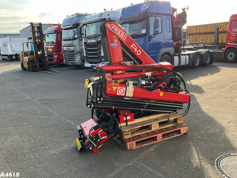 FASSI DEMO 4 Tonmeter laadkraan Laadkraan - Grua para camião: foto 3 FASSI DEMO 4 Tonmeter laadkraan Laadkraan - Grua para camião: foto 3