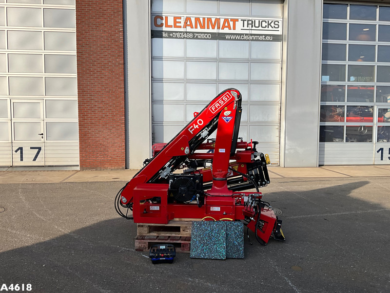 FASSI DEMO 4 Tonmeter laadkraan Laadkraan - Grua para camião: foto 1 FASSI DEMO 4 Tonmeter laadkraan Laadkraan - Grua para camião: foto 1