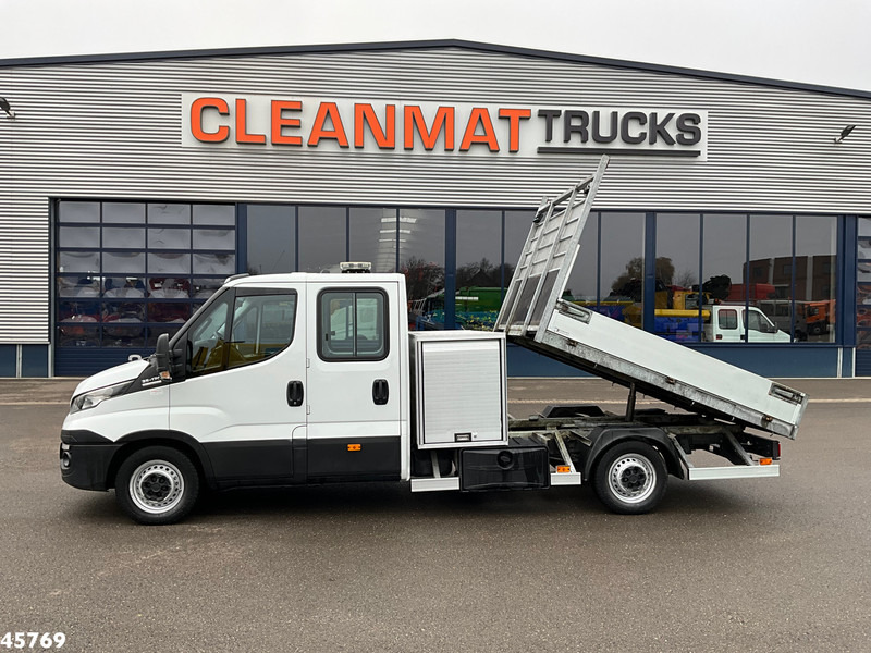 Iveco Daily 35S17D Kipper 7 persoons Just 95.281 km! - Carrinha basculante: foto 1 Iveco Daily 35S17D Kipper 7 persoons Just 95.281 km! - Carrinha basculante: foto 1