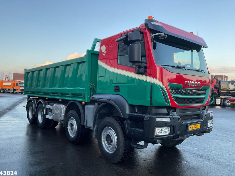 Iveco Trakker AT340T50 8x4 Euro 6 Kipper 16m³ - Camião basculante: foto 4 Iveco Trakker AT340T50 8x4 Euro 6 Kipper 16m³ - Camião basculante: foto 4