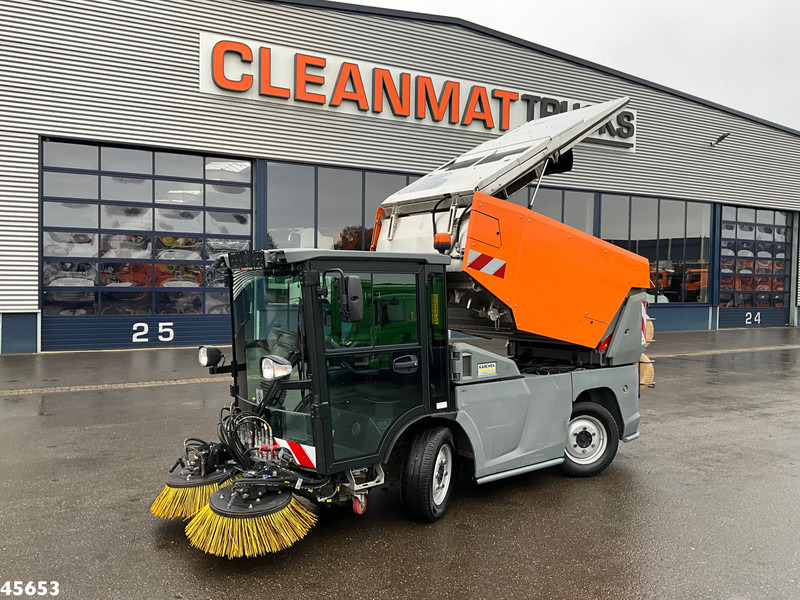 Kärcher MC 250 Just 16.579 km! - Varredora urbana: foto 1 Kärcher MC 250 Just 16.579 km! - Varredora urbana: foto 1