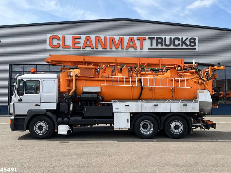 MAN 26.400 Kroll 14.5m³ kolkenzuiger Euro 2 Manual Gearbox - Caminhão limpa fossa: foto 2 MAN 26.400 Kroll 14.5m³ kolkenzuiger Euro 2 Manual Gearbox - Caminhão limpa fossa: foto 2