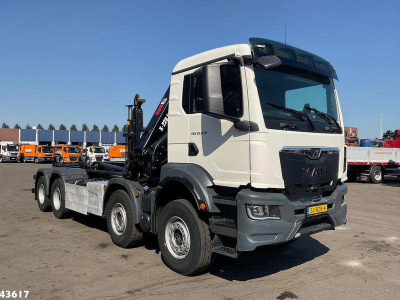 MAN TGS 32.470 8x4 Euro 6 Hiab 22 Tonmeter laadkraan Just 68.765 Km! - Camião polibenne: foto 5 MAN TGS 32.470 8x4 Euro 6 Hiab 22 Tonmeter laadkraan Just 68.765 Km! - Camião polibenne: foto 5