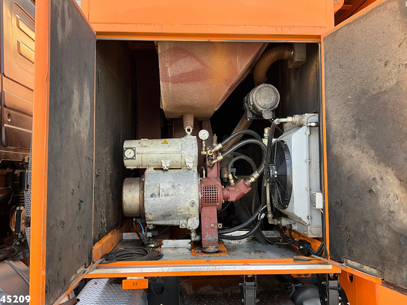 Caminhão limpa fossa Mercedes-Benz Actros 3336 6x4 RSP Saugbagger 7m³: foto 8 Caminhão limpa fossa Mercedes-Benz Actros 3336 6x4 RSP Saugbagger 7m³: foto 8