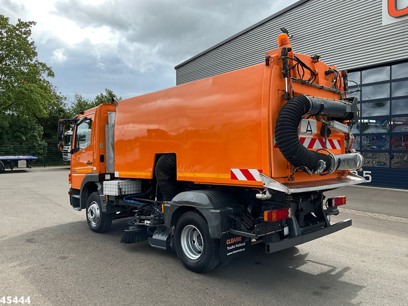 Mercedes-Benz Atego 1018 Brock Left and right sweeper Just 141.848 km! - Varredora urbana: foto 2 Mercedes-Benz Atego 1018 Brock Left and right sweeper Just 141.848 km! - Varredora urbana: foto 2