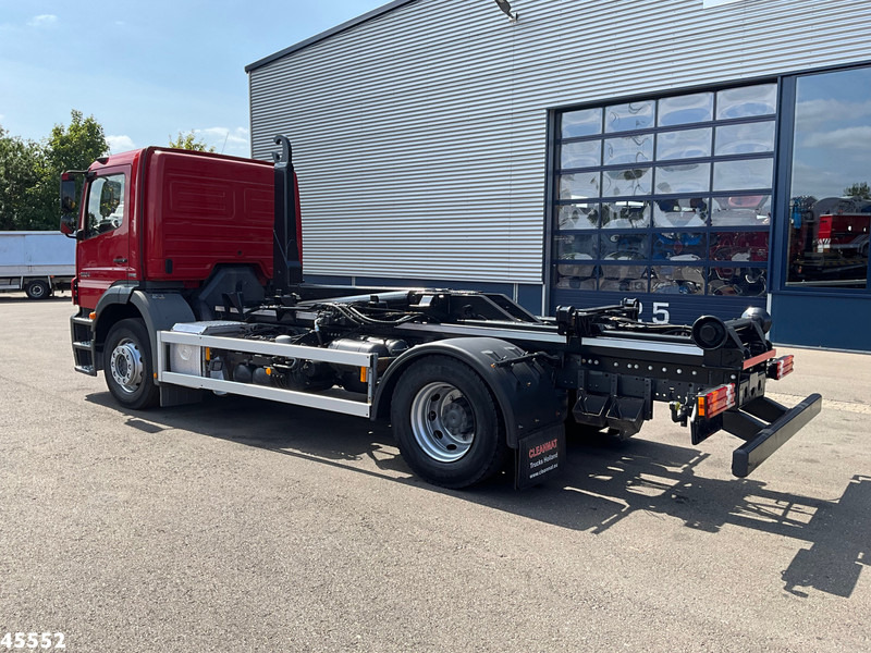 Mercedes-Benz Axor 1824 Euro 5 14 Ton haakarmsysteem - Camião polibenne: foto 3 Mercedes-Benz Axor 1824 Euro 5 14 Ton haakarmsysteem - Camião polibenne: foto 3