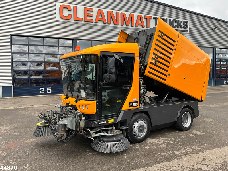 Ravo 540 with 3-rd brush - Varredora urbana: foto 2 Ravo 540 with 3-rd brush - Varredora urbana: foto 2