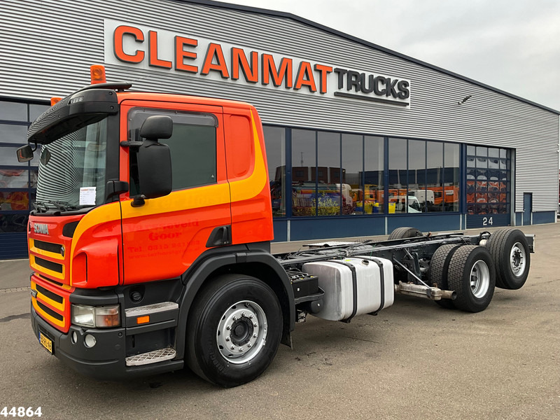 Scania P 280 Chassis cabine with PTO - Camião chassi: foto 2 Scania P 280 Chassis cabine with PTO - Camião chassi: foto 2