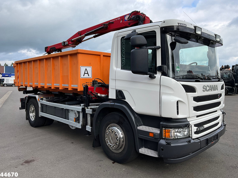 Scania P 320 HMF 12 Tonmeter Z-kraan + Kipper 11m³ - Camião basculante, Camião grua: foto 4 Scania P 320 HMF 12 Tonmeter Z-kraan + Kipper 11m³ - Camião basculante, Camião grua: foto 4