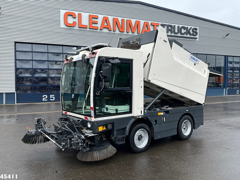Schmidt Cleango 500 Compact Euro 6 with 3-rd brush - Varredora urbana: foto 1 Schmidt Cleango 500 Compact Euro 6 with 3-rd brush - Varredora urbana: foto 1