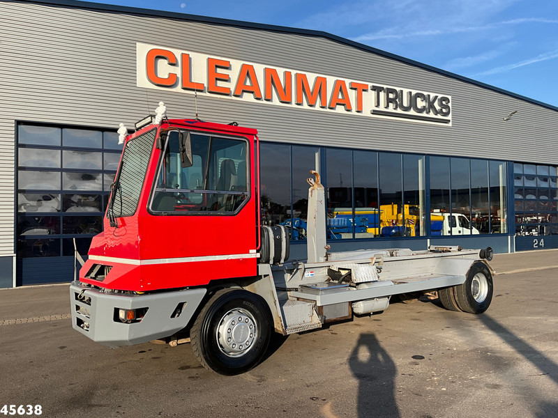 Terberg YT180 VDL 25 Ton haakarmsysteem - Camião polibenne: foto 2 Terberg YT180 VDL 25 Ton haakarmsysteem - Camião polibenne: foto 2