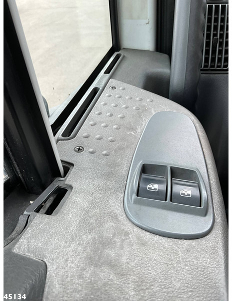 Tractor Iveco Stralis AD410T44 8x4 Palfinger 44 Tonmeter laadkraan + Fly-Jib Just 222.398 km!: foto 15 Tractor Iveco Stralis AD410T44 8x4 Palfinger 44 Tonmeter laadkraan + Fly-Jib Just 222.398 km!: foto 15