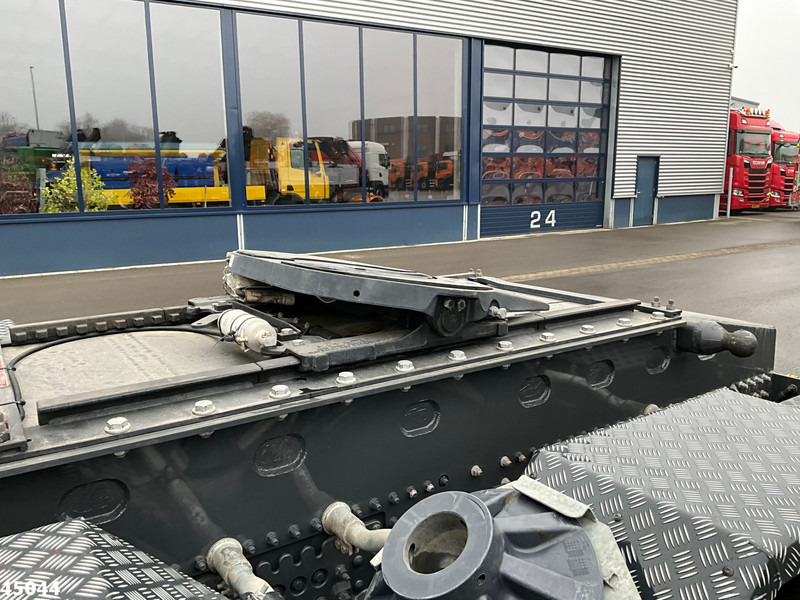 Volvo FH 540 8x2 Fassi 145 Tonmeter laadkraan + Fly-JIb Just 7.187 Km! Demo voertuig! - Tractor: foto 5 Volvo FH 540 8x2 Fassi 145 Tonmeter laadkraan + Fly-JIb Just 7.187 Km! Demo voertuig! - Tractor: foto 5