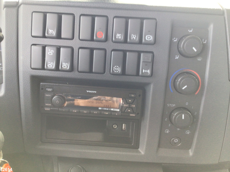Caminhão de lixo Volvo FL 250 VDK 9m³: foto 11
