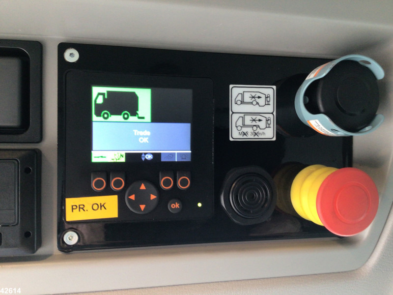Caminhão de lixo Volvo FL 250 VDK 9m³: foto 16