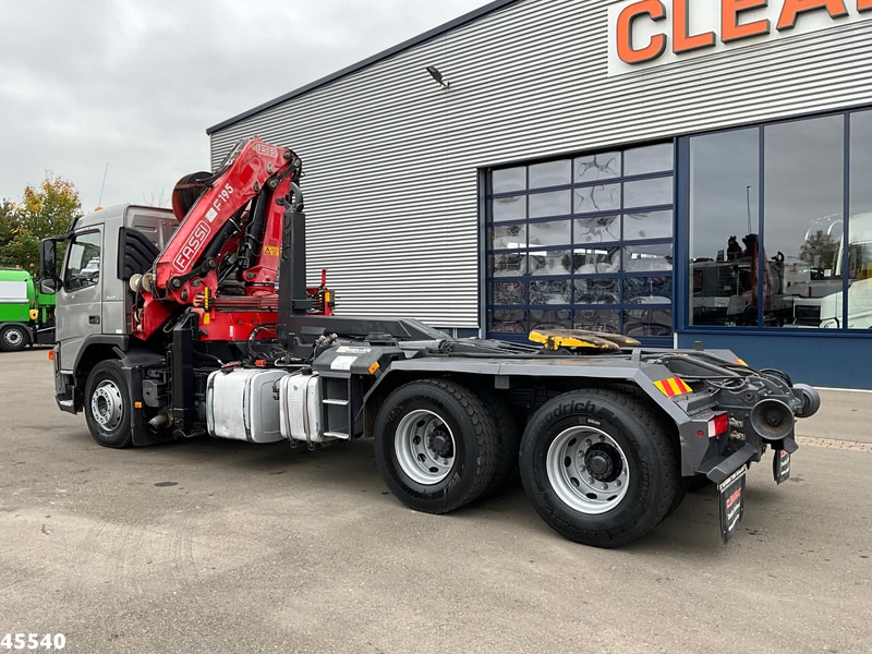 Volvo FM 340 6x4 Fassi 19 Tonmeter laadkraan - Camião polibenne, Camião grua: foto 2 Volvo FM 340 6x4 Fassi 19 Tonmeter laadkraan - Camião polibenne, Camião grua: foto 2