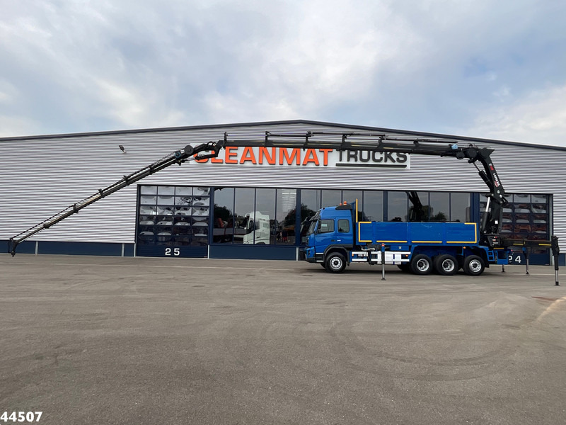 Volvo FMX 450 8x4 Hiab 63 Tonmeter laadkraan + Fly-Jib - Camião grua: foto 1 Volvo FMX 450 8x4 Hiab 63 Tonmeter laadkraan + Fly-Jib - Camião grua: foto 1