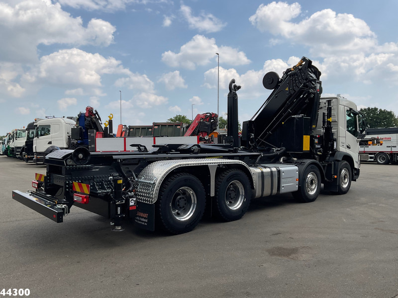 Volvo FMX 500 8x4 Euro 6 Hiab 65 Tonmeter laadkraan + Multilift 25 Ton haakarmsysteem NEW AND UNUSED! - Camião polibenne, Camião grua: foto 4 Volvo FMX 500 8x4 Euro 6 Hiab 65 Tonmeter laadkraan + Multilift 25 Ton haakarmsysteem NEW AND UNUSED! - Camião polibenne, Camião grua: foto 4